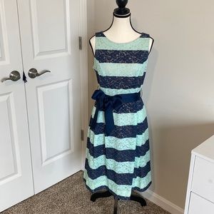 Striped lace sleeveless dress